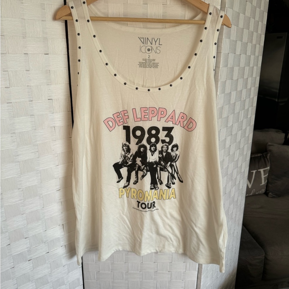 The Vinyl Icons Def Lepoard 1983 Tour Studfed Tank 2X